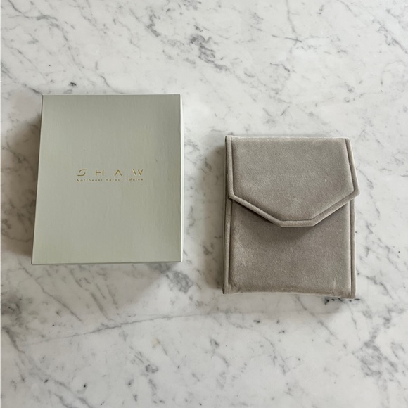 Shaw 18K Gold Diamond Twig Necklace - Picture 5 of 14